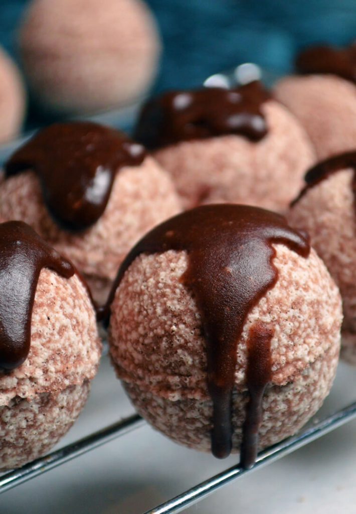 Chocolate bath bombs diy blissonly